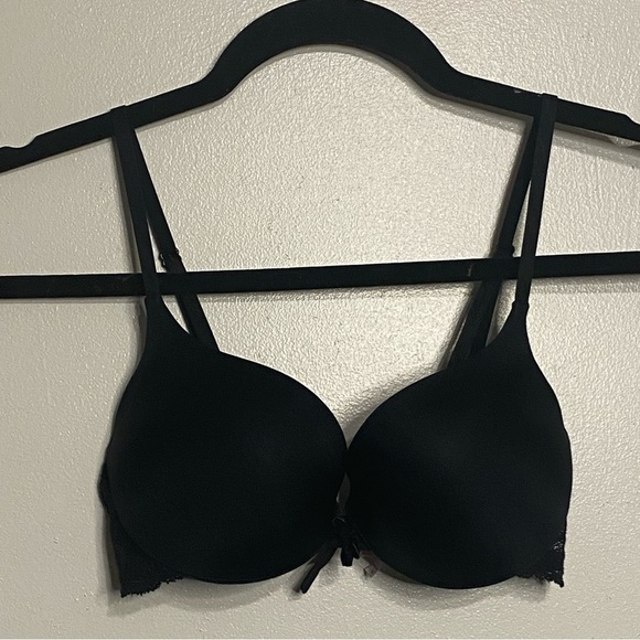Victoria's Secret Angels Black Lace Bra - Picture 1 of 8